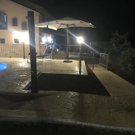 Cerquatonda * Montalto delle Marche